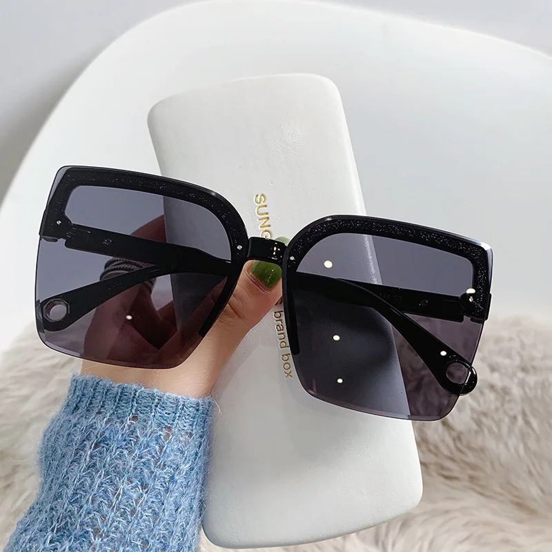 Übergroße Sonnenbrille für Dam – Luxury Zone Bewertung und Preis